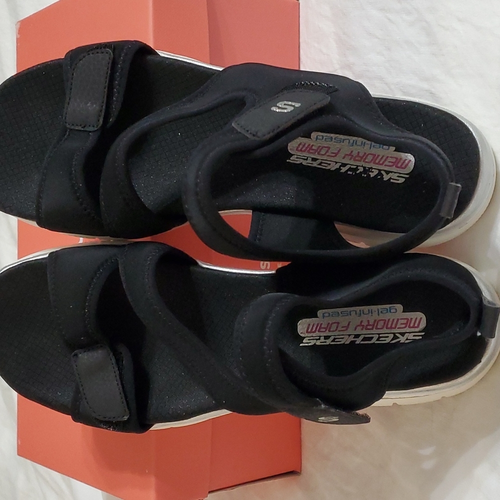 Sketchers Womens Size 9 Memory Foam Black Adjusta… - image 5